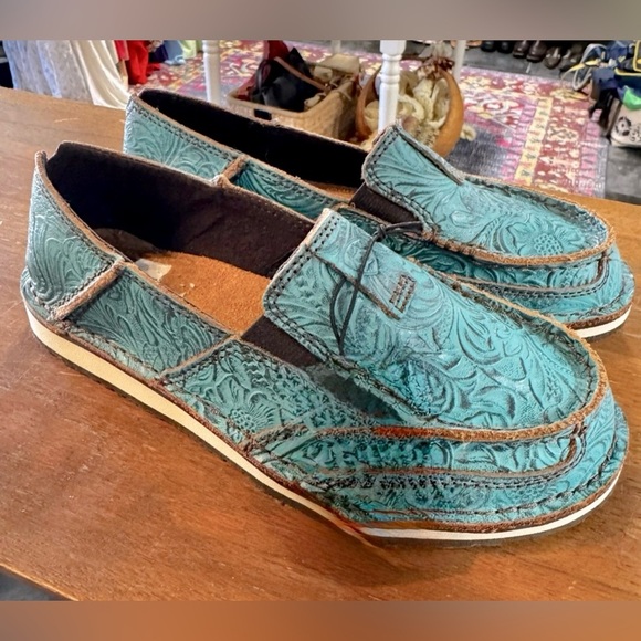 Ariat Blue and Brown Western Floral Loafers Sz 6 - Picture 10 of 12